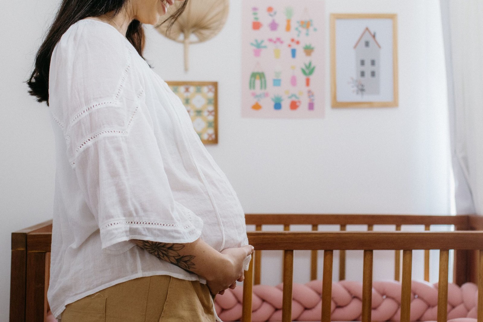 Pregnancy and lactation clinical nutrition consultation